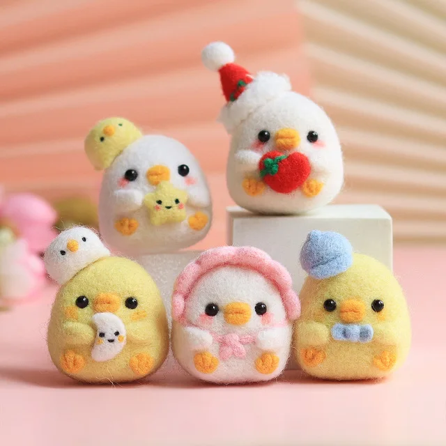 Wool Felt Poke Needle Diy Material Package Cartoon Duck Doll Handmade Plush Doll Non-finished Products