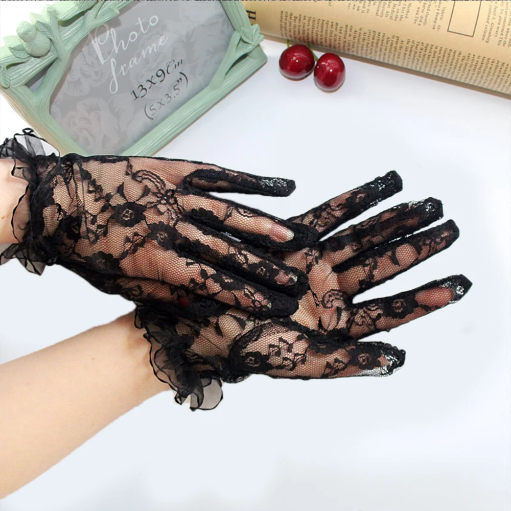 Fashion Sexy Gloves Wrist Length Women Bride Black Lace Gloves Mittens For Party Sun Protection Accessories Driving Gloves