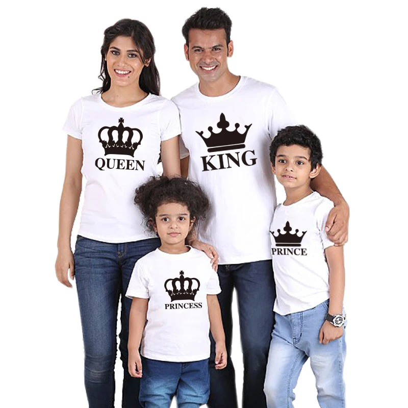 KING and QUEEN PRINCESS and PRINCE Family matching clothes Cotton T-shirt father Mother Daughter Son Baby outfits look Tops