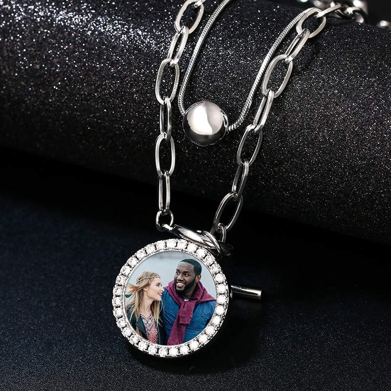 Custom Photo Round Pendant Nice Mix Punk Retro Crossing Chain Necklace Couple Fashion Streetwear Harajuku Pendant Necklaces