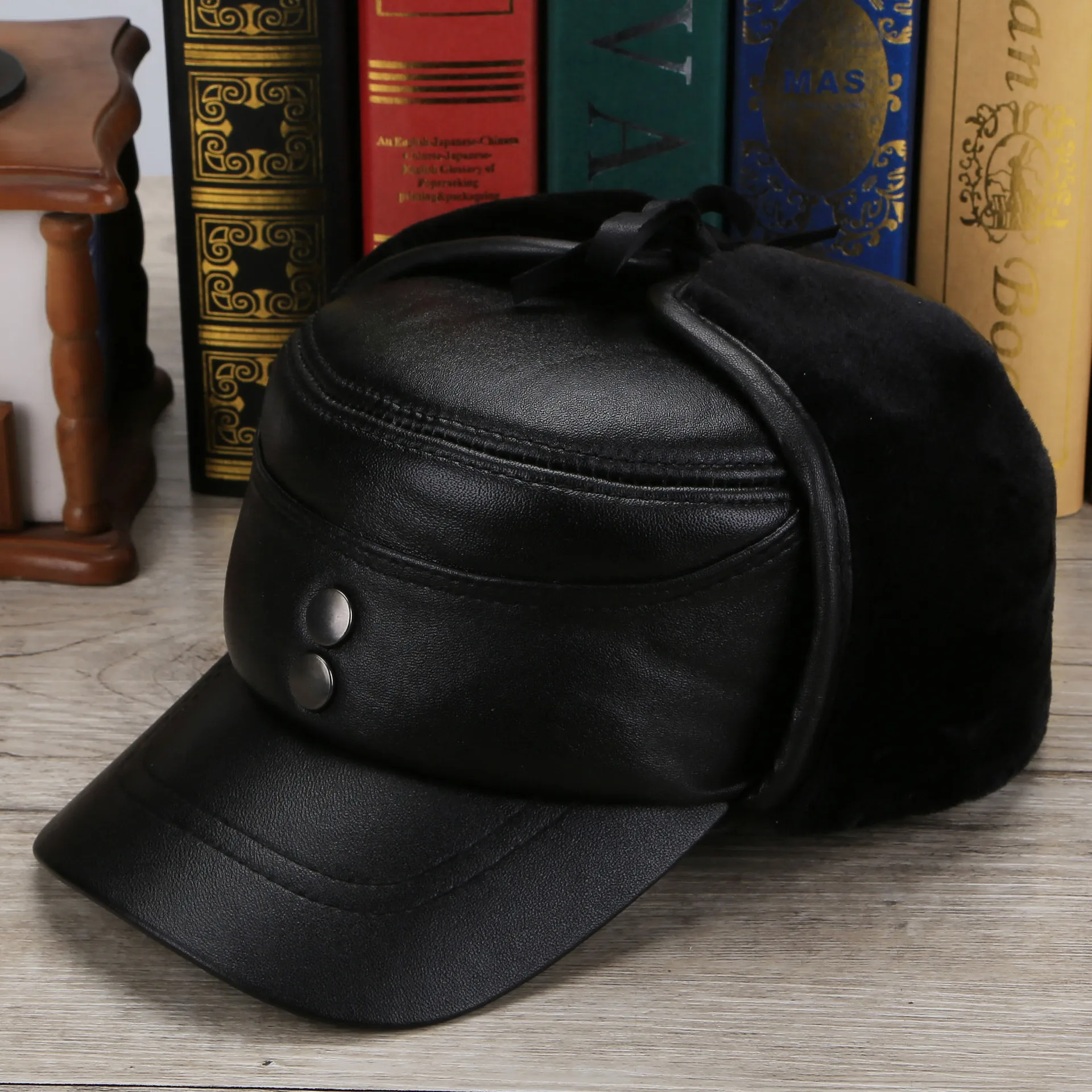 

X167 Adult Genuine Leather Hats Elder Velvet Warm Bomber Hat Adult Warm Sheepskin Flat-topped Winter Caps Eear Protect Warm Hat