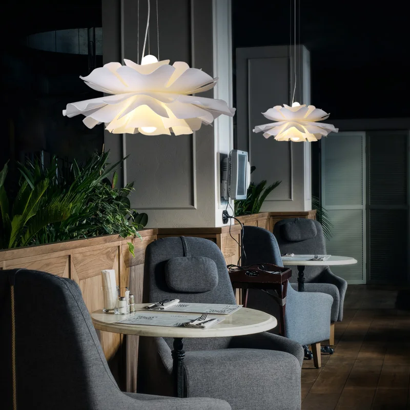 Nordic Decoration White Flower Pendant Lamp E27 Bulb Acrylic Flower Lampshade Bedroom Suspension Hanging Light for Living Room