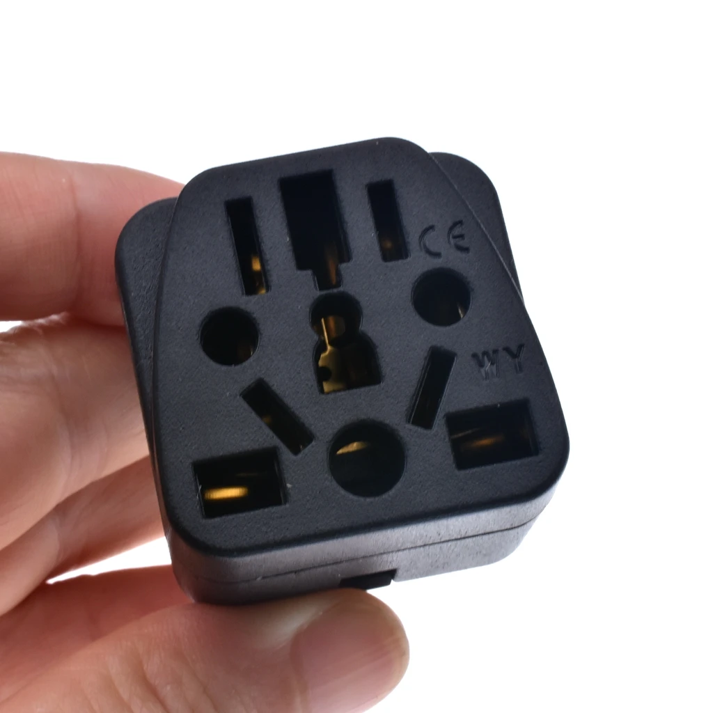 UK Adapter Type G Universal EU US AU Italy Switzerland to Singapore Malaysia Travel Plug AC Power Socket Charger