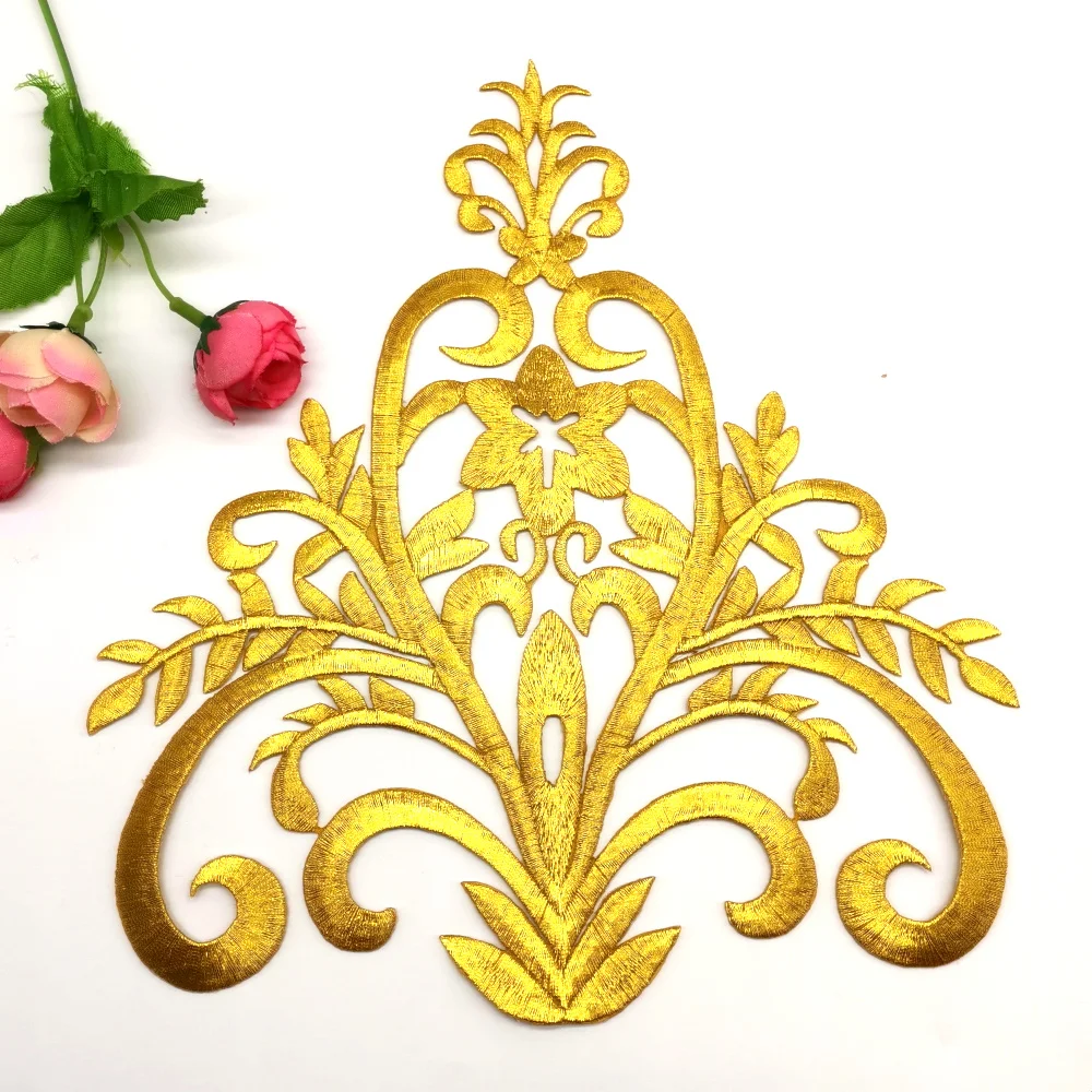 Złoto Appliqued żelazko na kwiat Vintage Diy wykończenia błyszczące metalowe haftowane naszywki złoto i srebro 24cm * 22m