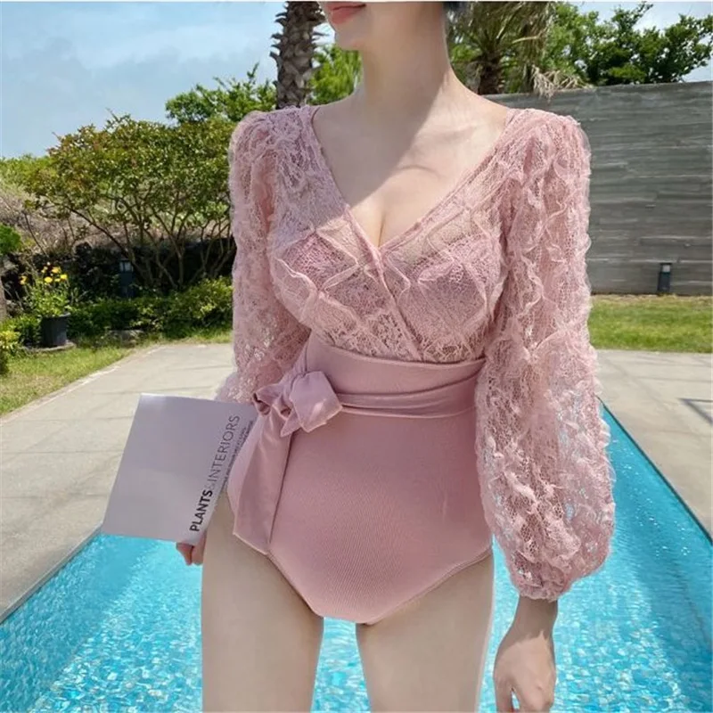 

2021 New Long Sleeve One Piece Swimsuit Women Solid Lace Swimwear Monokini Surfing Suit High Cut Monokini Bathing Beachwear