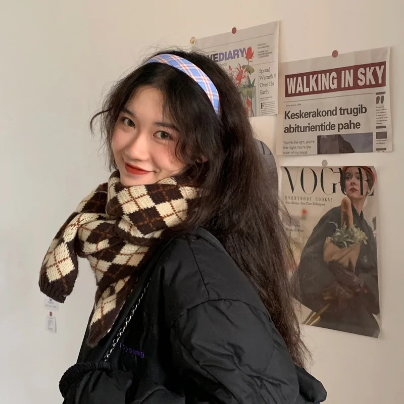 Wool Knitted Scarf Retro Plaid Scarf Women's Winter Scarf Vintage Rhombic Scarf Thick Foulard Shawl for Female image 3