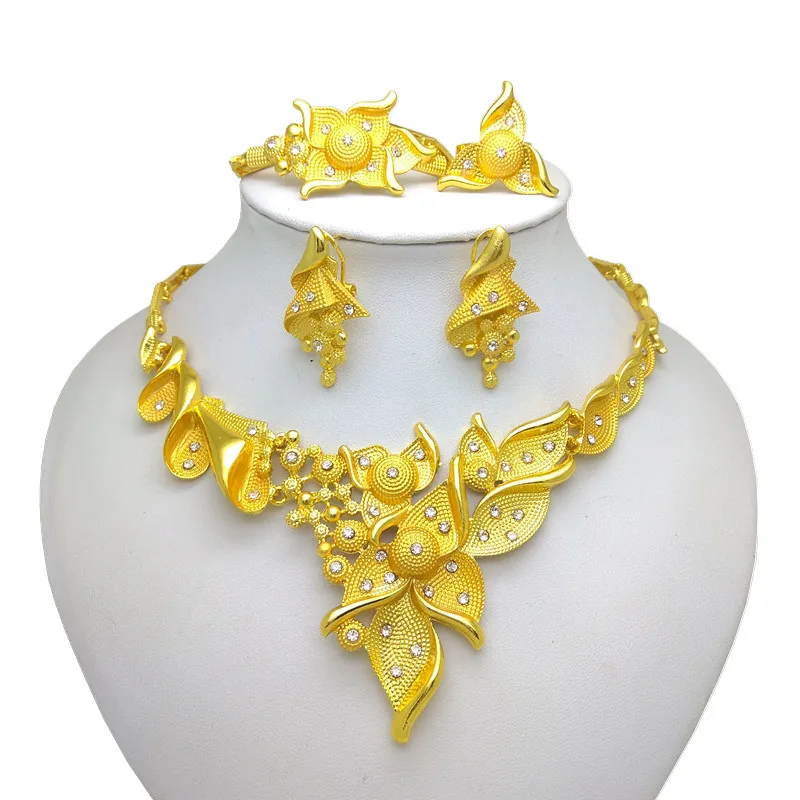 

2021 New Luxury Dubai Gold Colorful Jewelry Sets Nigerian Wedding Necklace Ring for Women African Beads Costume Jewelry Set