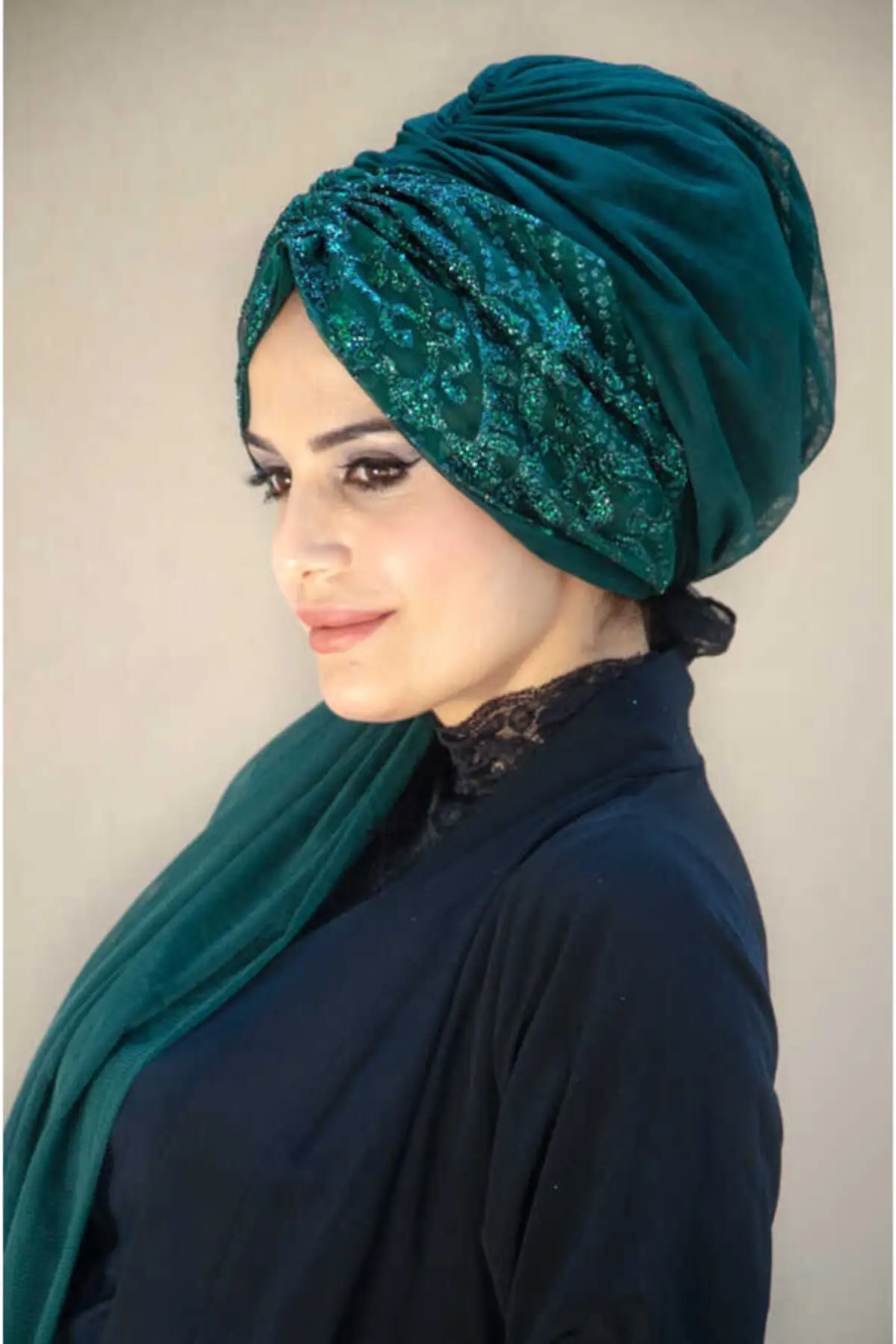 Women Hijab Ready Emerald