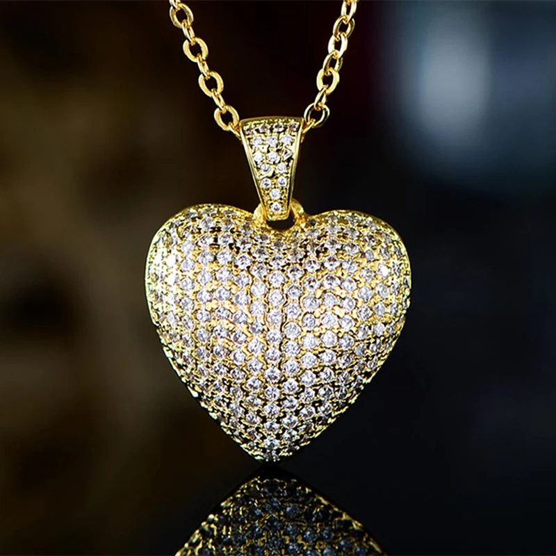 Huitan Luxury Heart Pendant Necklace Bridal Wedding Shiny CZ Stone Romantic Girl Gift Elegant Fashion Necklace Jewelry for Women