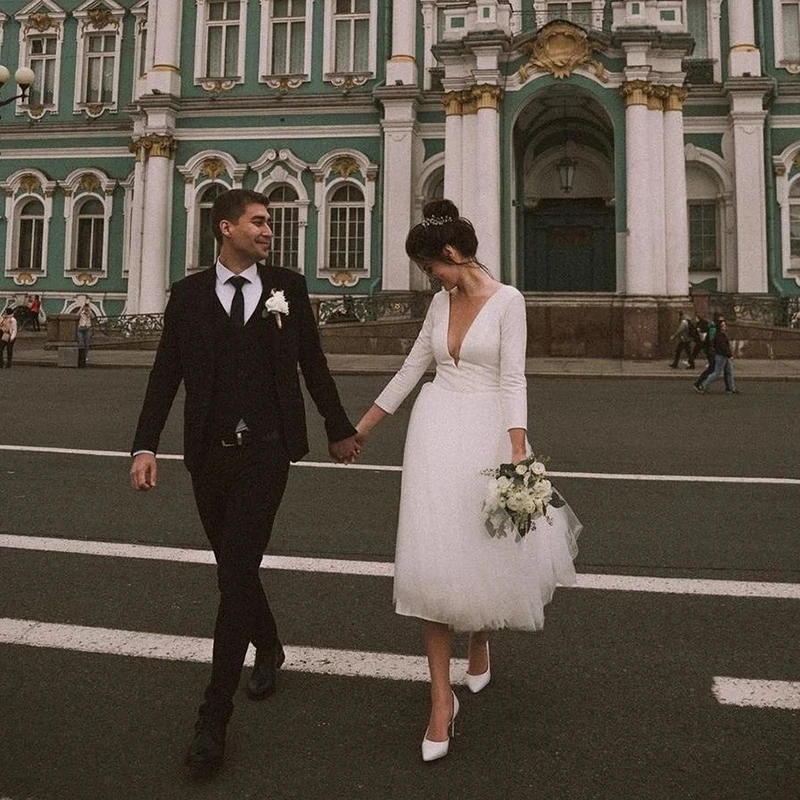 Gaun pengantin pendek sederhana gaun pengantin panjang leher V lengan panjang elegan wanita gaun pengantin panjang teh A Line Tulle Vestidos De Novia disesuaikan