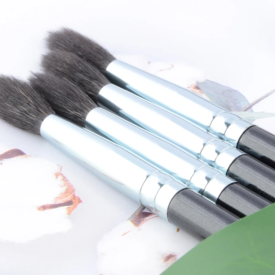 1pc Highlighter Makeup brushes Eyeshadow crease multifunctional Make up brush wood handle cosmetic tool natural squirrel hair