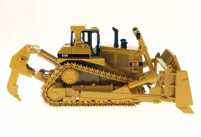 New CatTerpillar 1/50 Scale CAT D11R Track-Type Tractor Dozer By Diecast Masters Core Classics Series 85025C For Collection gift