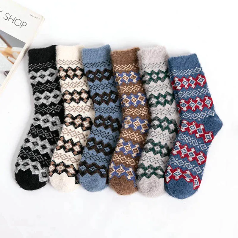 

New Winter Women's Socks Thickened Warm Imitation Mink Wool Rabbit Woolen Socks Retro Diamond Lattice Knitted Female Socks 3Pair