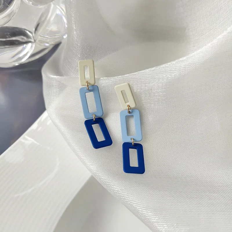 Small Fresh Contrast Blue Sqaure Clip Earrings No Hole Simple Hollow Out Rectangular Long Clip on Earrings Non Pierced Ears