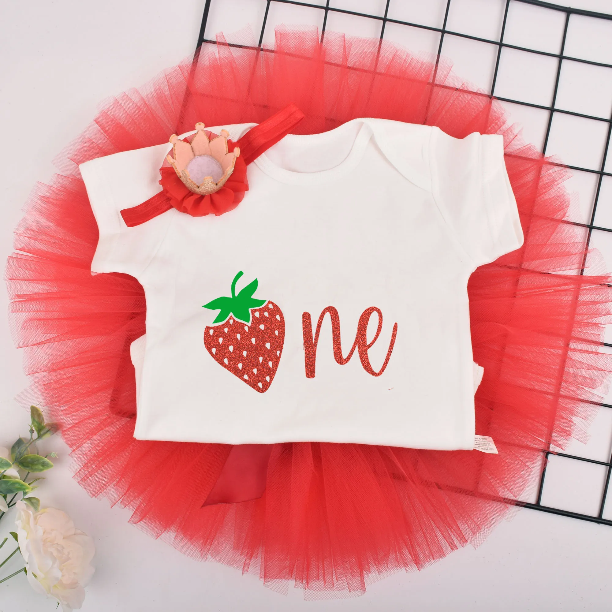 Baby Girl First Birthday Tutu outfit Red Strawberry 1st Birthday Party Tutu costume Baby Shower Party Birthday Tutu Outfit