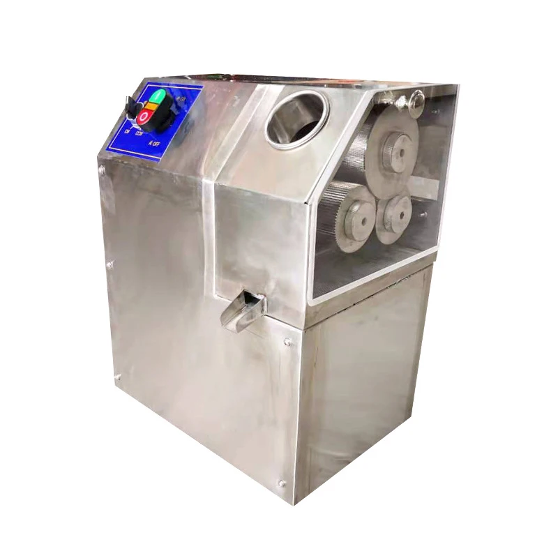 عصارة قصب السكر الأفقية التجارية XJT-GZ3 عصارة قصب السكر الكهربائية الكبيرة ثلاثية العصا لسطح المكتب 250 كجم/ساعة