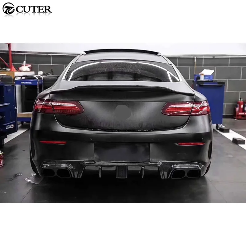 W238 e Coupe Carbon Fiber Rear Diffuser with Led Lights Stainless Steel Exhaust Pipe for Mercedes Benz W238 E300 2018