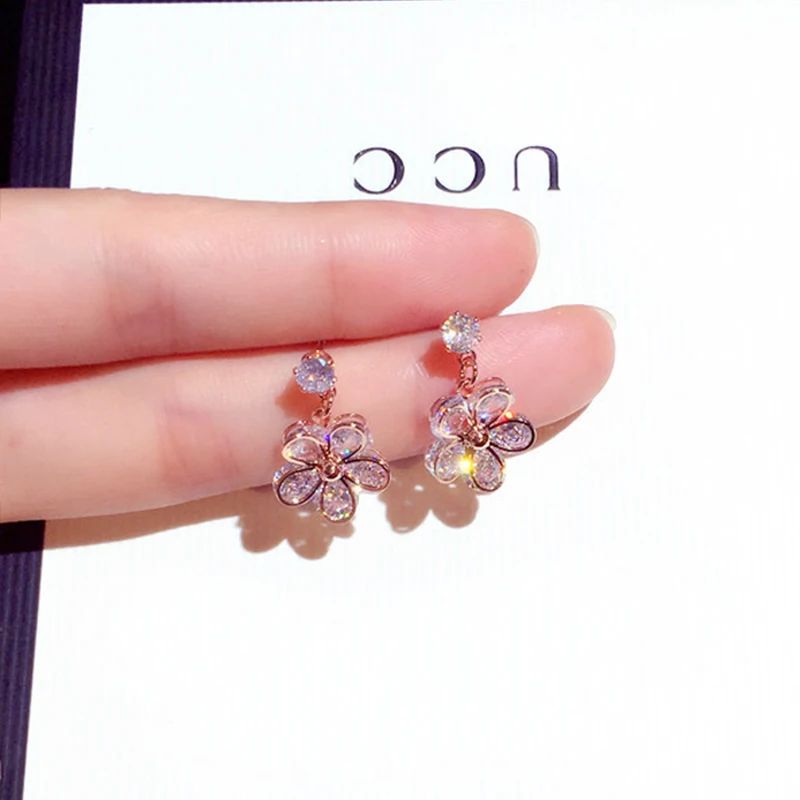 Cute Tiny Bling Crystal Flower Earrring Exquisite AAA Cubic Zircon Stud Earring for Women Feminia Brincos Bijoux Pendant Gift view 2