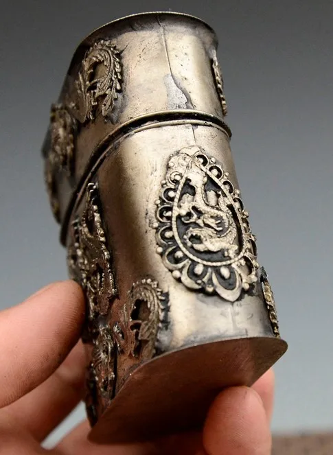 Handcrafted Tibetan Silver Toothpick Box Dragon & Phoenix Statue Design Exquisite Old-Style Chinese Cigarette Case