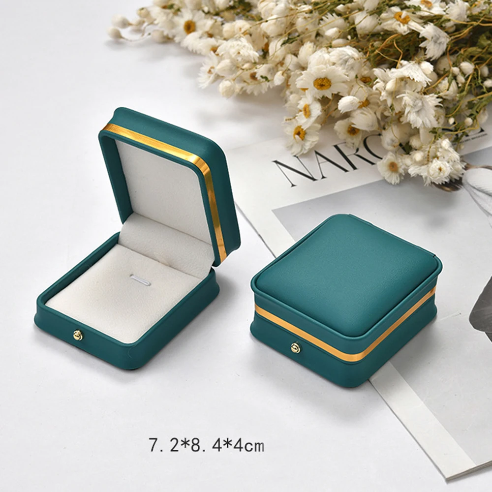 High Quality Leather Jewelry Ring Box Jewelry Gift Box Pair Ring Earrings Necklace Bracelet Box Jewlery Organizer Container 2022