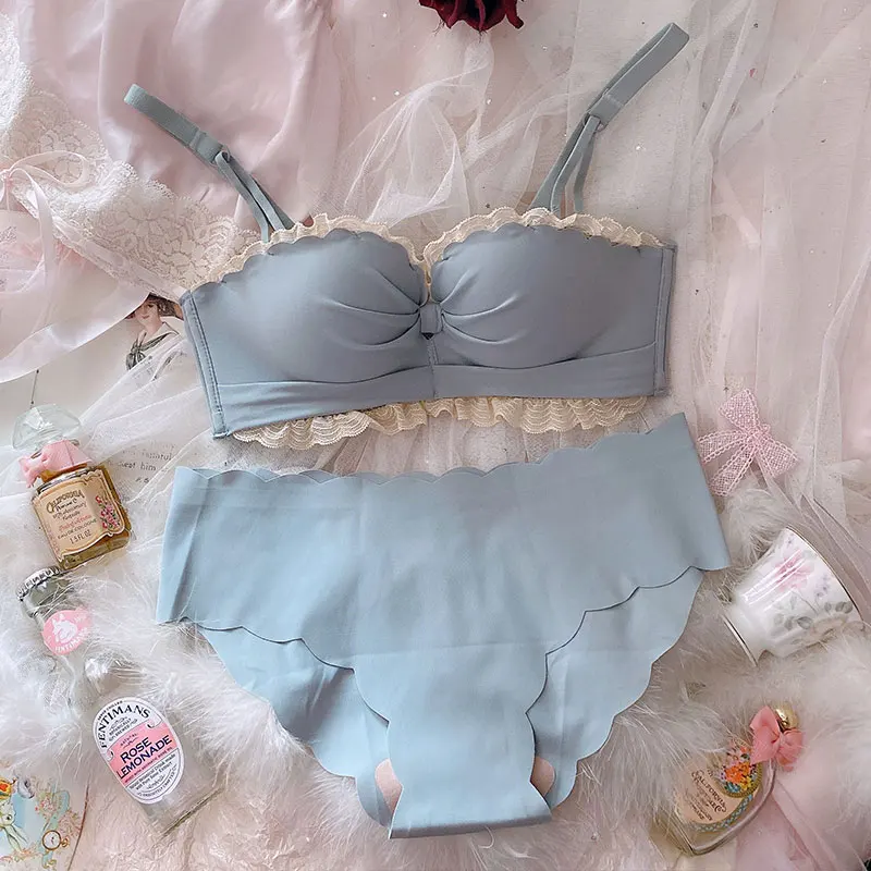 

Creamy blue small chest gathered bow knot bra set lace edge ice silk seamless sexy thick lingerie set strapless underwear