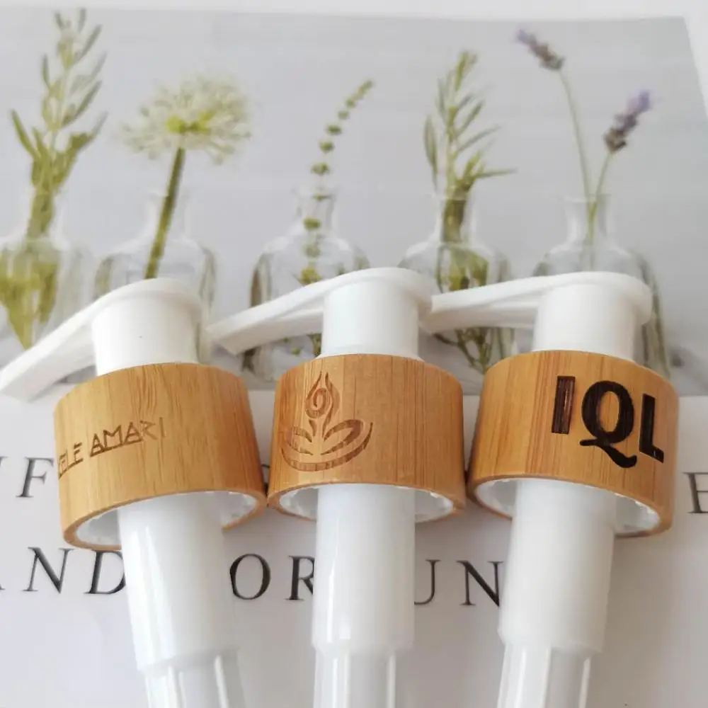 맞춤형 로고 각인 화이트 블랙 대나무 디스크 탑 캡 화장품용 18/410 24mm 20R 대나무 우드 로션 드로퍼 병 스프레이 뚜껑