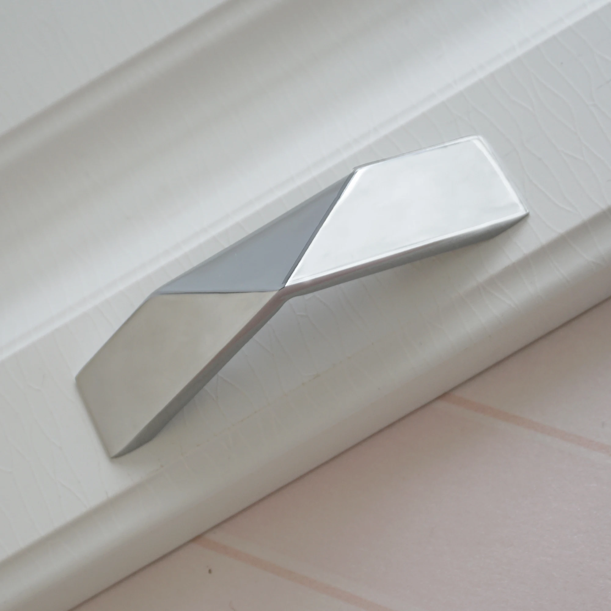 MFYS مقابض لقطع الأثاث سبائك الزنك خزانة مقابض سحب الباب مشرق الكروم مضمد مقابض أدراج خزانة مقابض أجهزة الخزانة #5