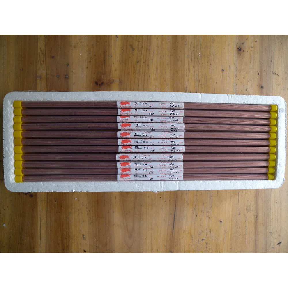 Tử Dương Đồng Điện Cực Ống 1 Lỗ OD0.6 * 400Mm ID0.2mm Cho EDM Máy Khoan