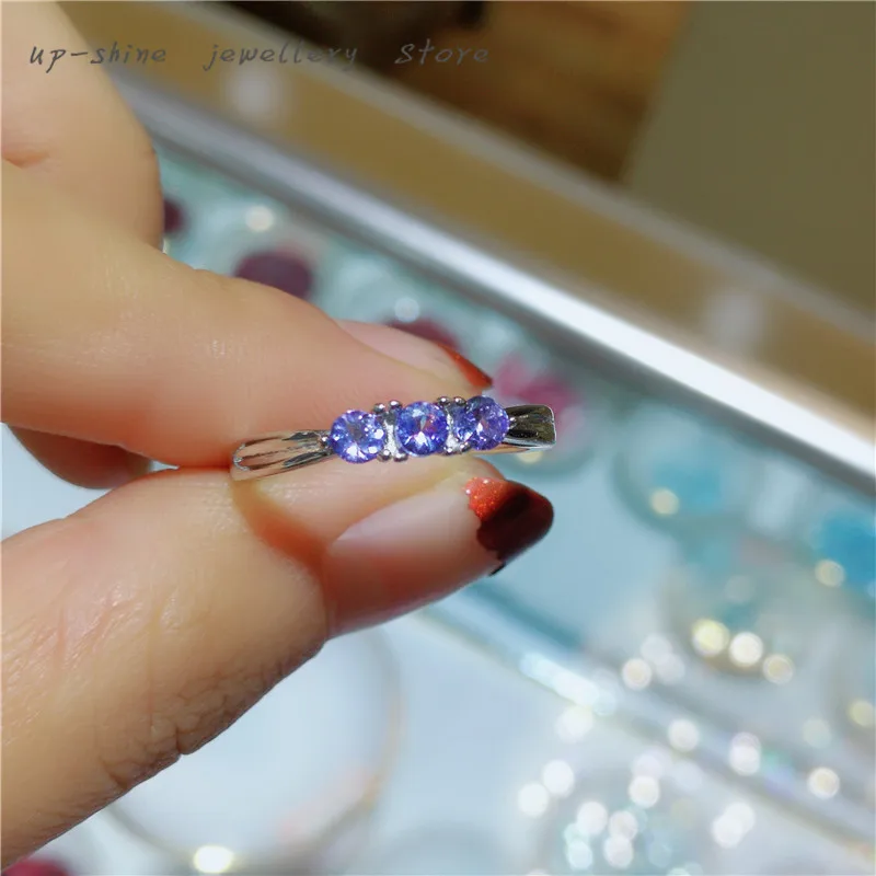 New women's 925 silver inlaid natural tanzanite ring, exquisitely crafted, stylish and simple in design