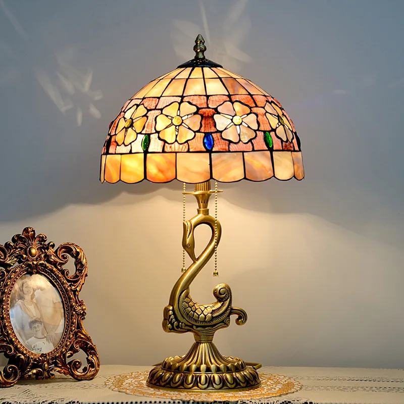 Tiffany Copper Painted Shell Craft Lamp Retro Pastoral Living Room Bedroom Big Swan Bedside Table Lamp, E27, AC110V 220V