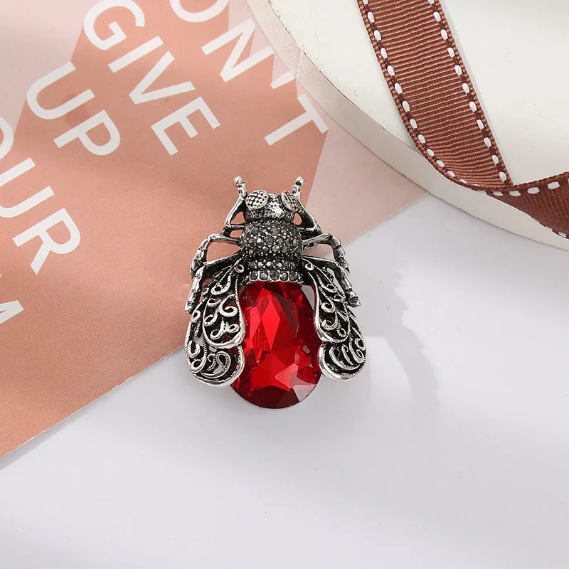 1pcs New Christmas Brooch Beetle Shape Insect Design for Coat Sweater Dress