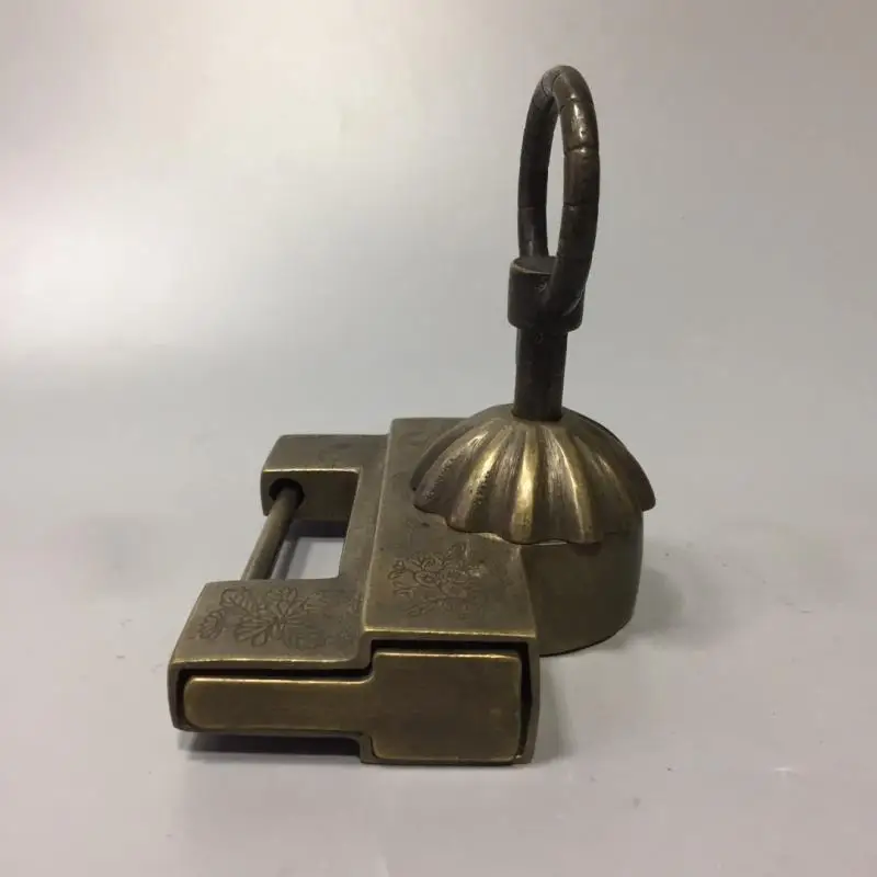 Retro Chinese Brass Carving Large turn lock Door Locks key Copper Padlock Not Rust Lock Core