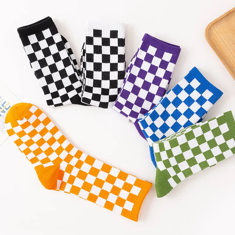 Skarpety unisex Funky Harajuku Trend damskie skarpetki w szachownicę geometryczne skarpetki w kratkę mężczyźni Hip Hop bawełniana odzież uliczna nowość Soks
