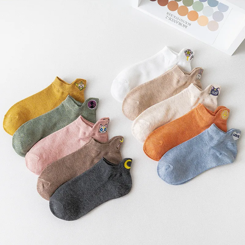 10Pairs/Lot Cartoon Embroidery Women Cotton Socks Set Colorful Fashion Anime Moon Short Heel Socks Girls Pink Happy Kawaii Socks