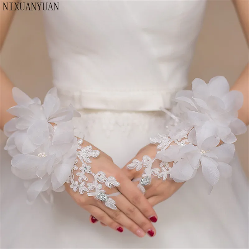 Short White Ivory Wedding Gloves Finger Wrist Length Flower Tulle Women Bride Gloves for Wedding 2023 Wedding Dress Accessories