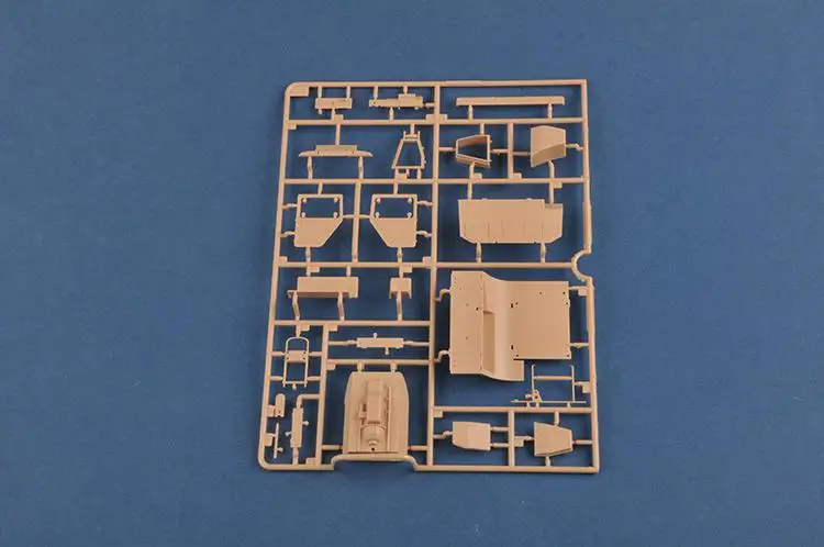 Hobbyboss modello 85520 scala 1/35 LKW 7t Kit modello autocarro con cassone ribaltabile