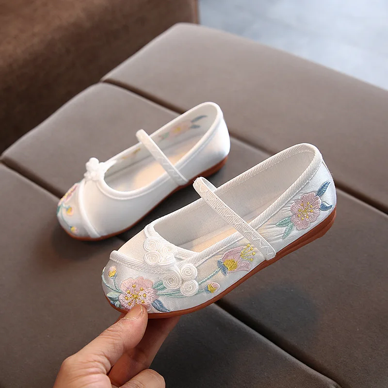 Girls' Embroidered Shoes, Cloth Shoes, Children's Costumes, Hanfu Shoes, Chinese Style, Handmade Baby, Retro Han Shoes