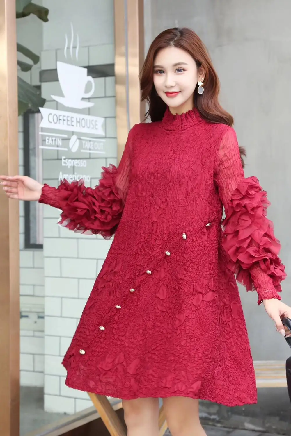 

HOT SELLING fashion fold in the women's pure color dress High collar long sleeves applique dress IN STOCK