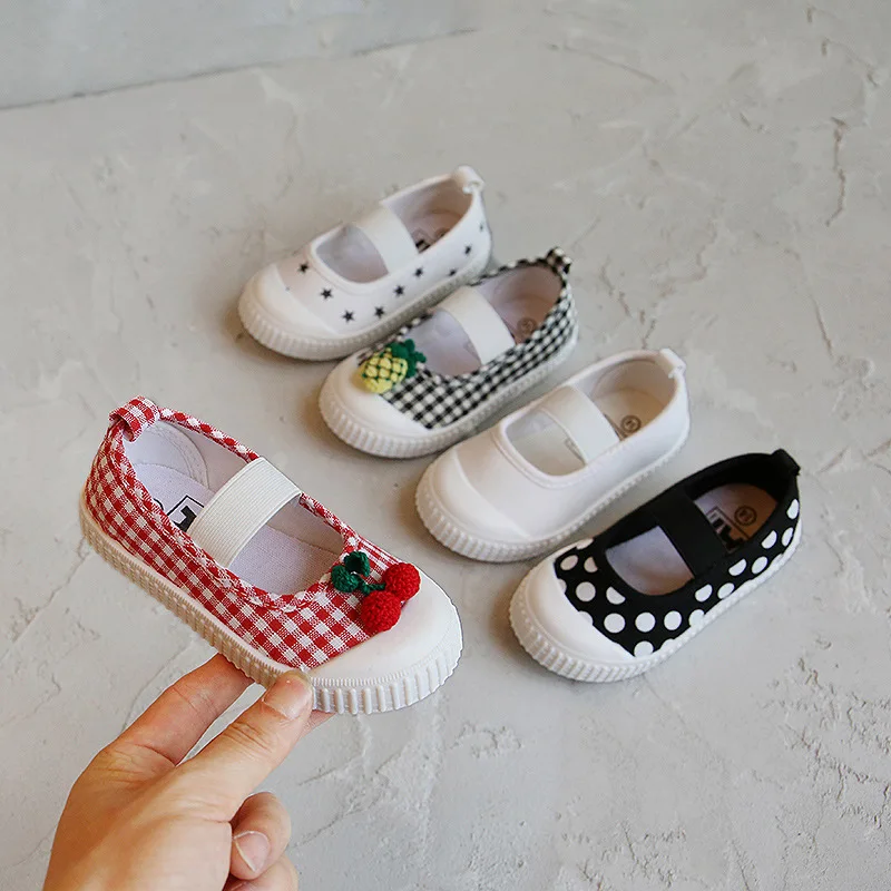 

Children's Shoes