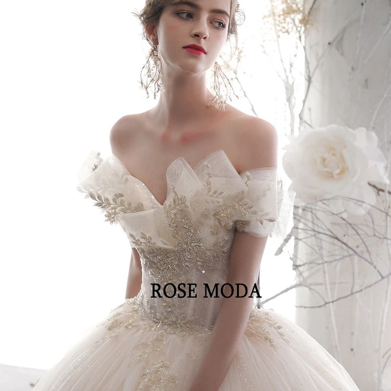 Rose Moda Berkilauan Quinceanera Gaun Gaun Pengantin Putri Debutante Gaun Renda Kembali