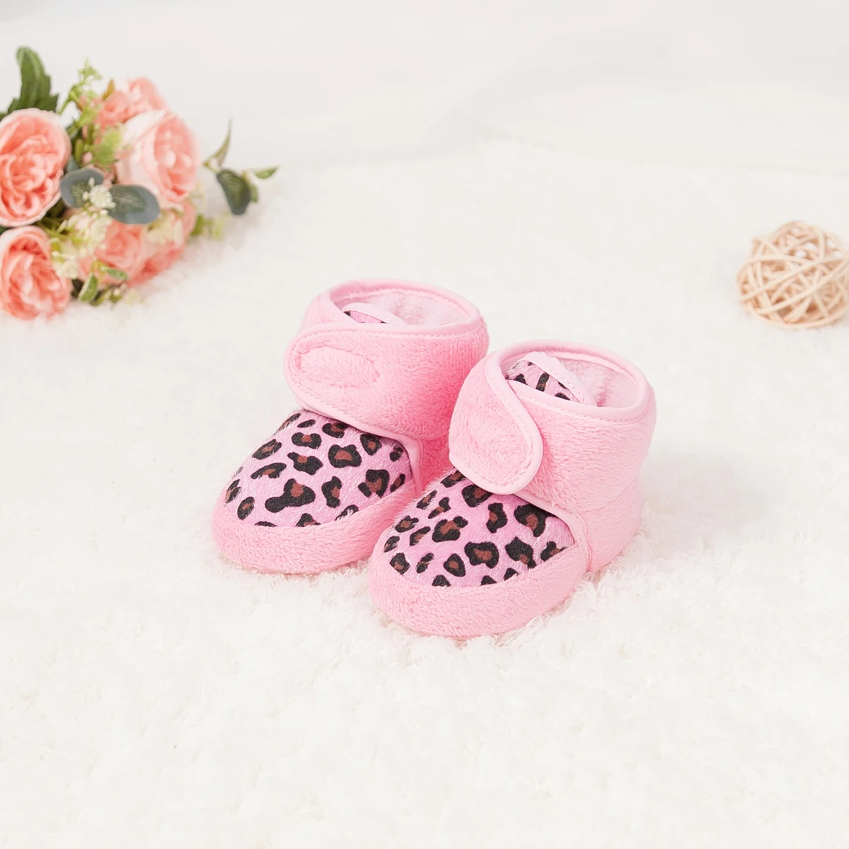 2023 Winter Baby Shoes Booties Leopard Classic Elements Warm Fluff Anti-slip First Walkers Infant Crib Shoes Cotton Snow Boots