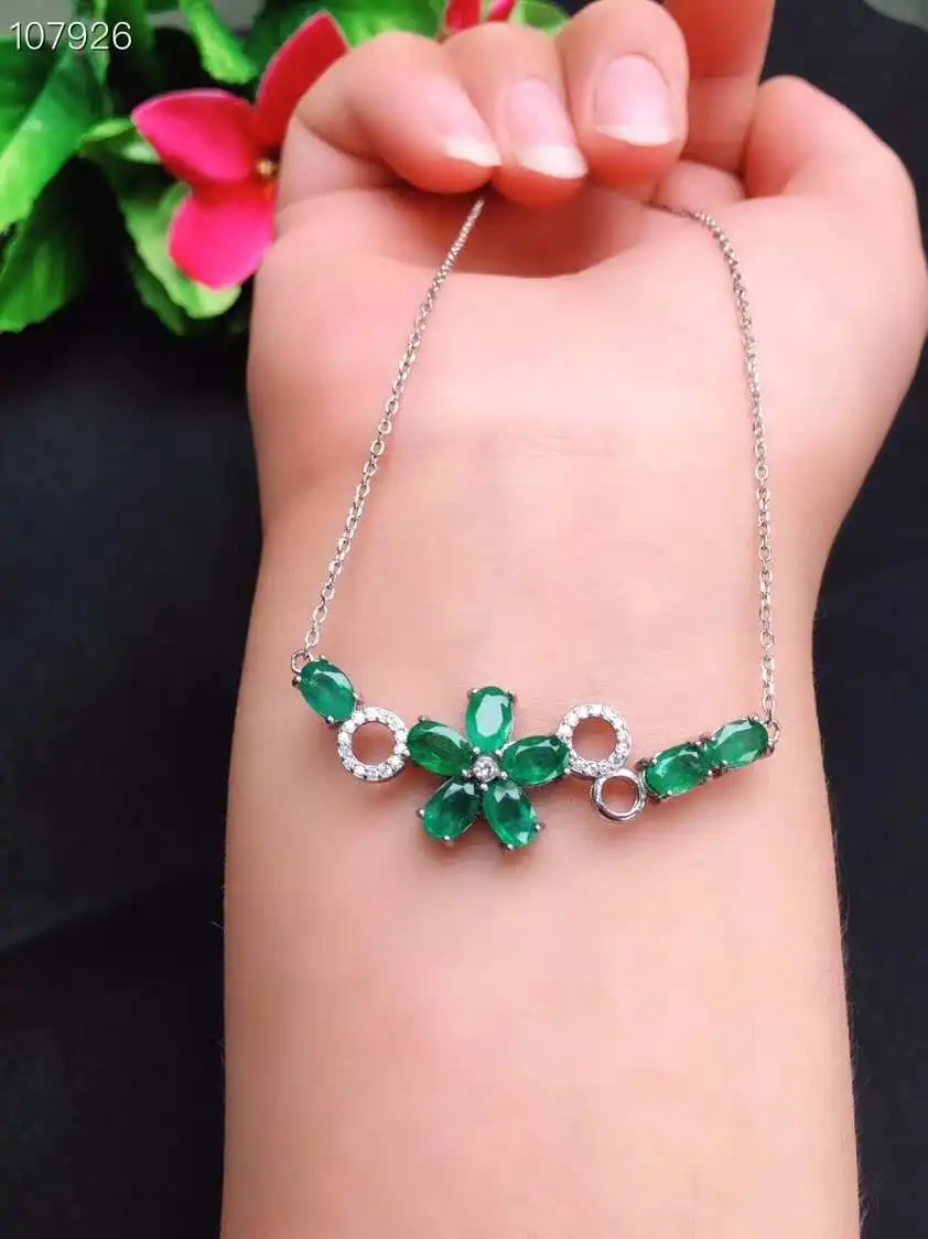 100% Natural And Real Emerald Pandant Solid S925 Sterling Silver Emerald necklace For Women Colour Gem Stone Fine Jewelry