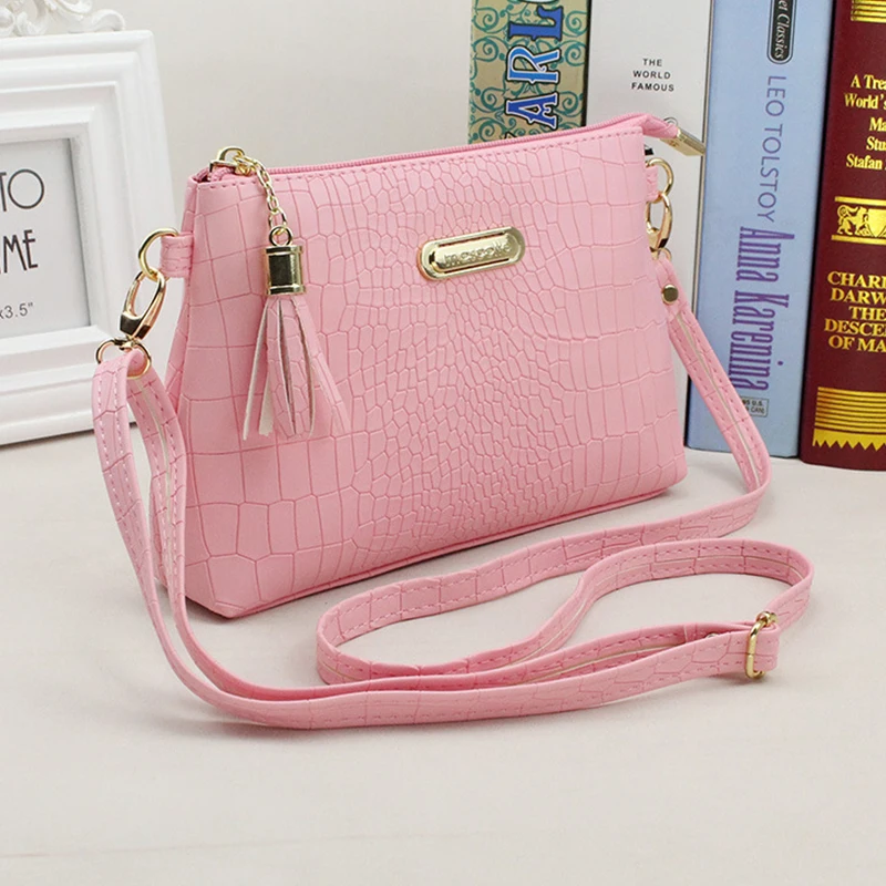 Luxury Tassel Crossbody Bag For Women PU Leather Crocodile Pattern Shoulder Bag 2020New Small Messenger Bag Lady Handbag bolso