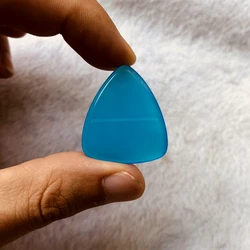 Wholesale 1pcs Blue Agate Carnelian Beads Guitar Picks,Gem stone Crystal Guritar Picks,3mm thickness