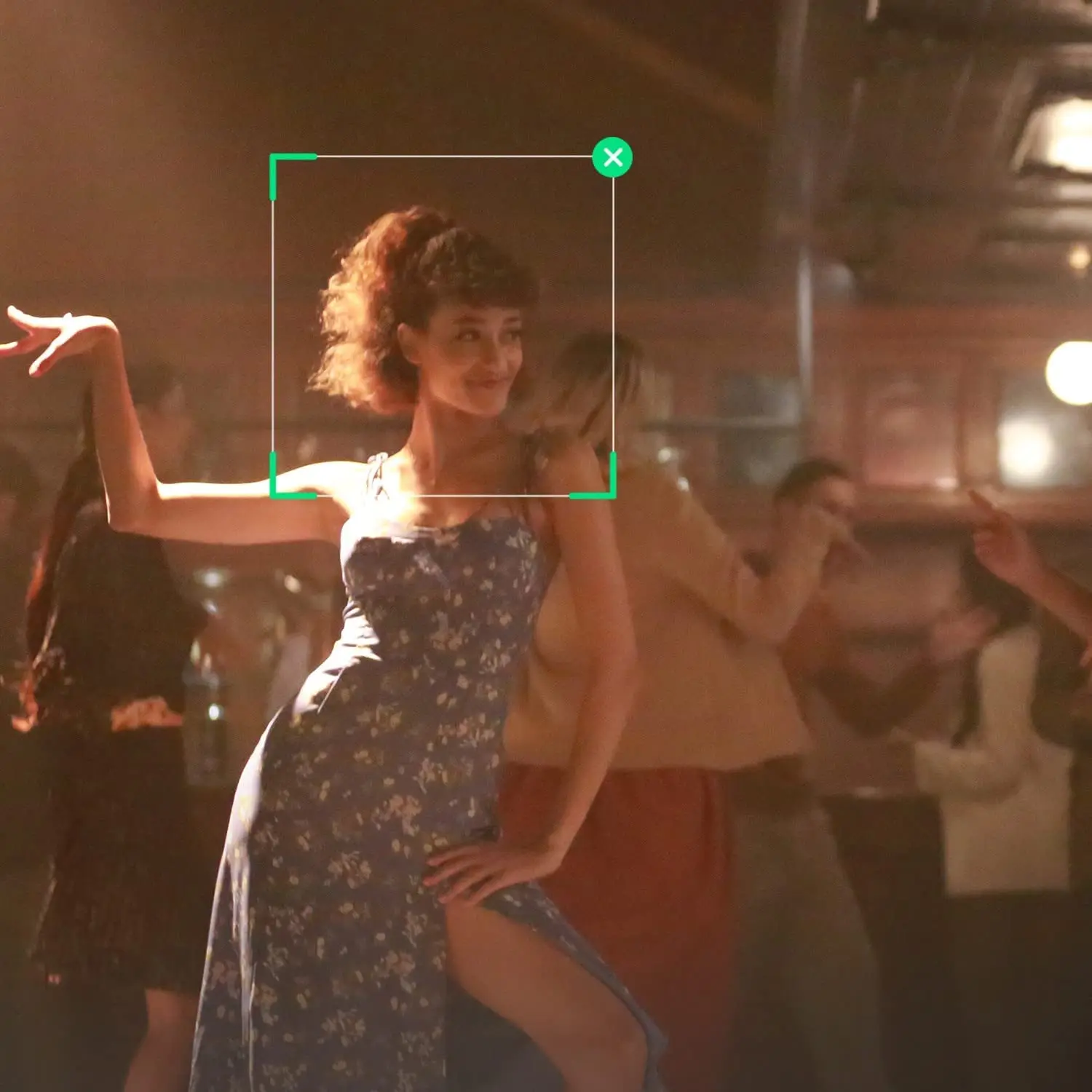 ZHIYUN Smooth 5 3-Axis Focus Pull & Zoom Handheld Phone Gimbals Stabilizers for Smartphone iPhone Samsung Huawei Xiaomi