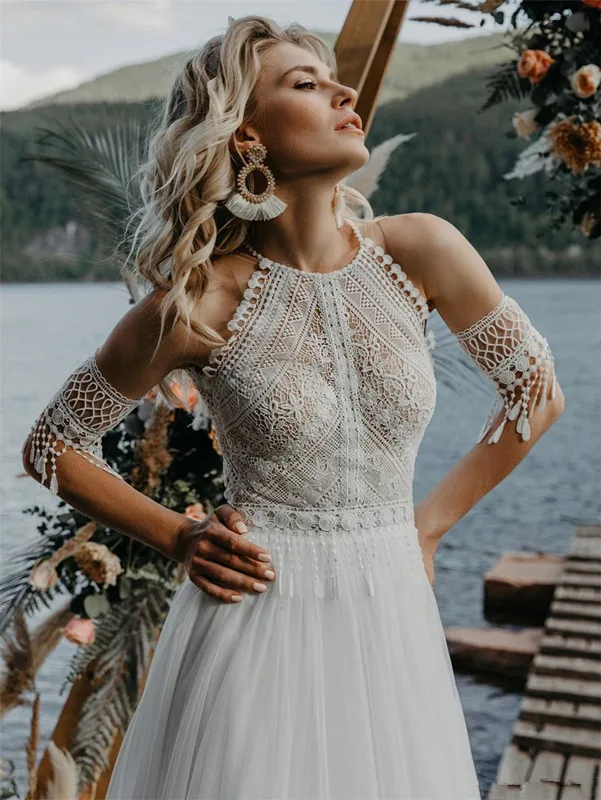 Hanging Neck Lace Bohemian Wedding Dresses with Tassel 2021 Vintage Crochet Lace Beach Countryside Fairy Skirt Bride Dress