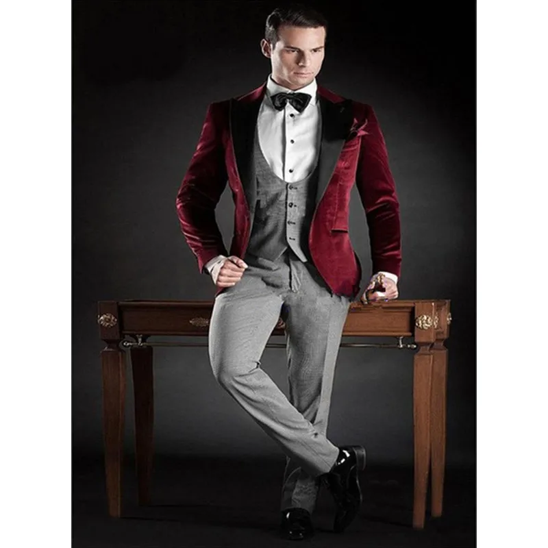 

Burgundy Velour Jacket Gray Vest Pant Slim Men Suit 2023 Groomsmen Groom Regular Fit Velvet Prom Suits(Jacket+Pants+Vest)