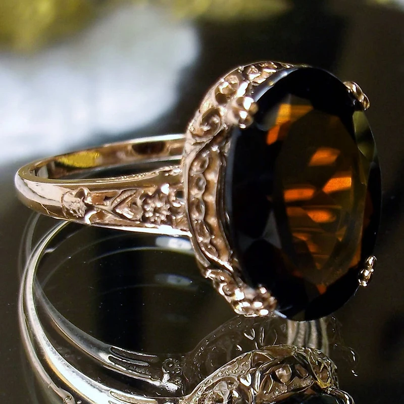 Huitan Heißer Verkauf Jahrestag Ring für Frauen 2021 Trendy Schmuck Romantische Geschnitzte Muster Design Vielseitige Weibliche Finger-ringe Groß