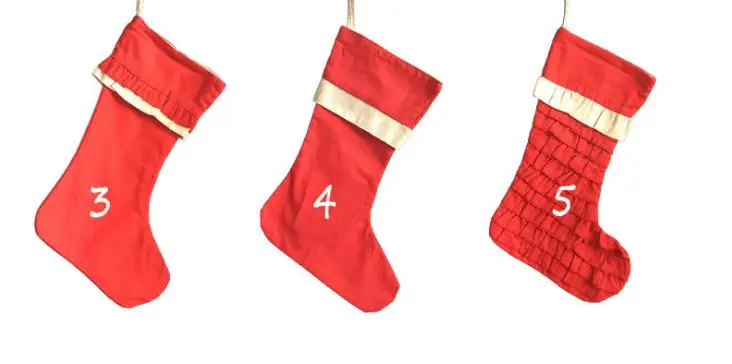 

30pcs Wholesale Blanks Christmas Stocking Burlap Ruffle Santa Stockings Children Gift Bags Hang on the Wall SN2238