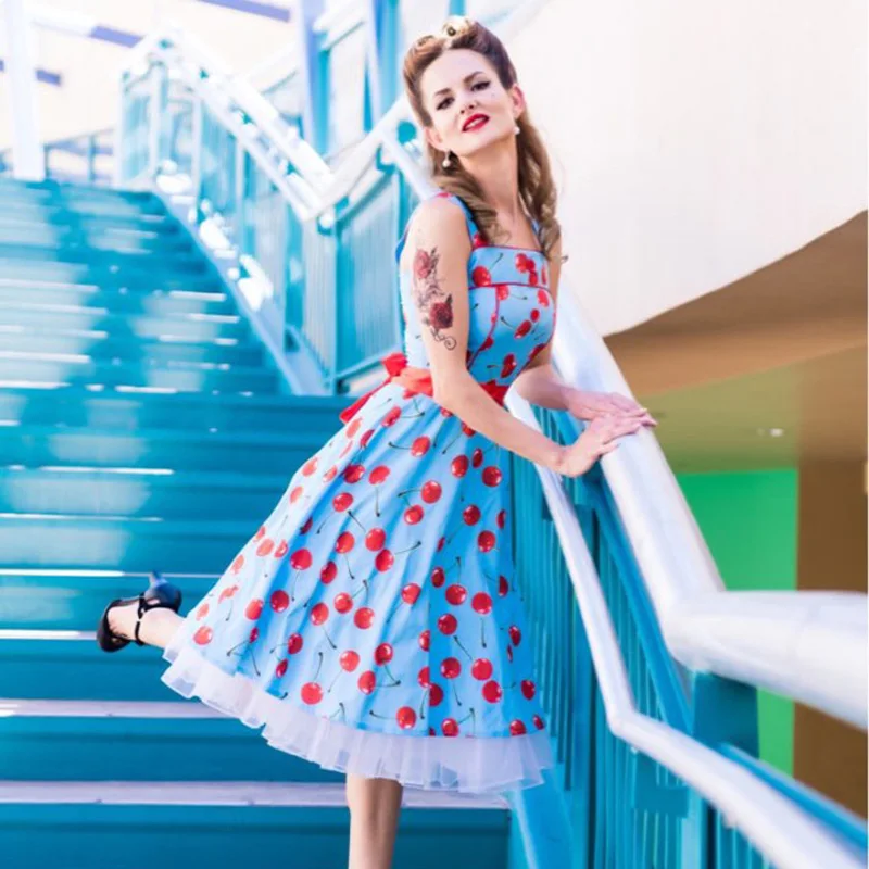 Retro Summer Outfits That Actually Work for Real Life My Honest Review of  the Strawberry Print
